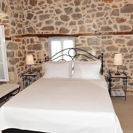 הידרה Guesthouse Alexandra מראה חיצוני תמונה