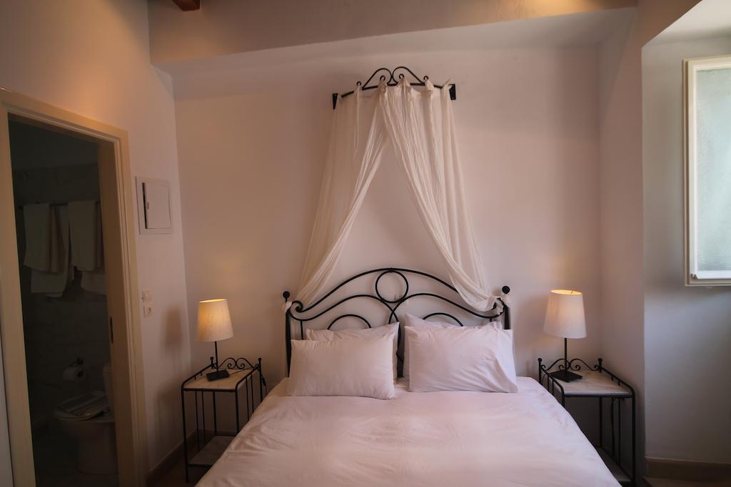 הידרה Guesthouse Alexandra מראה חיצוני תמונה