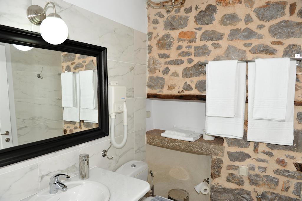 הידרה Guesthouse Alexandra מראה חיצוני תמונה