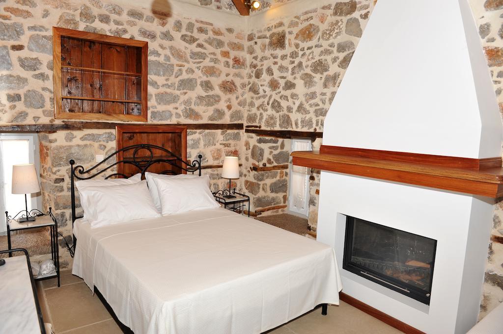 הידרה Guesthouse Alexandra מראה חיצוני תמונה