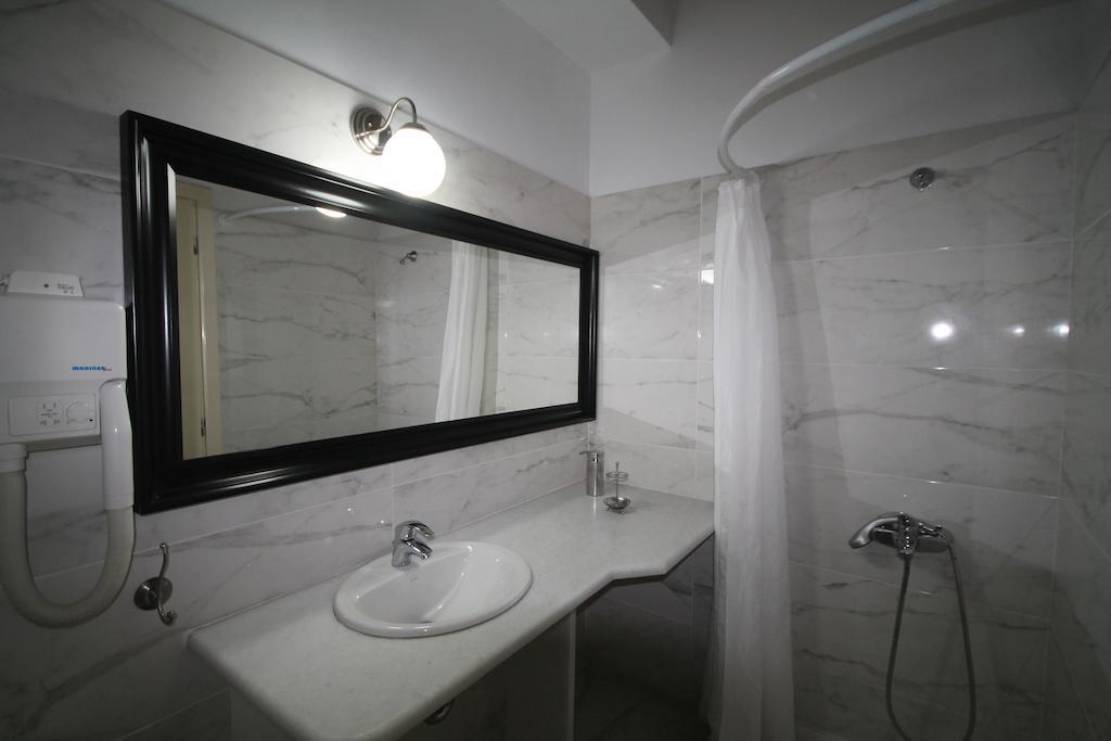 הידרה Guesthouse Alexandra מראה חיצוני תמונה