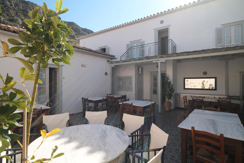 הידרה Guesthouse Alexandra מראה חיצוני תמונה