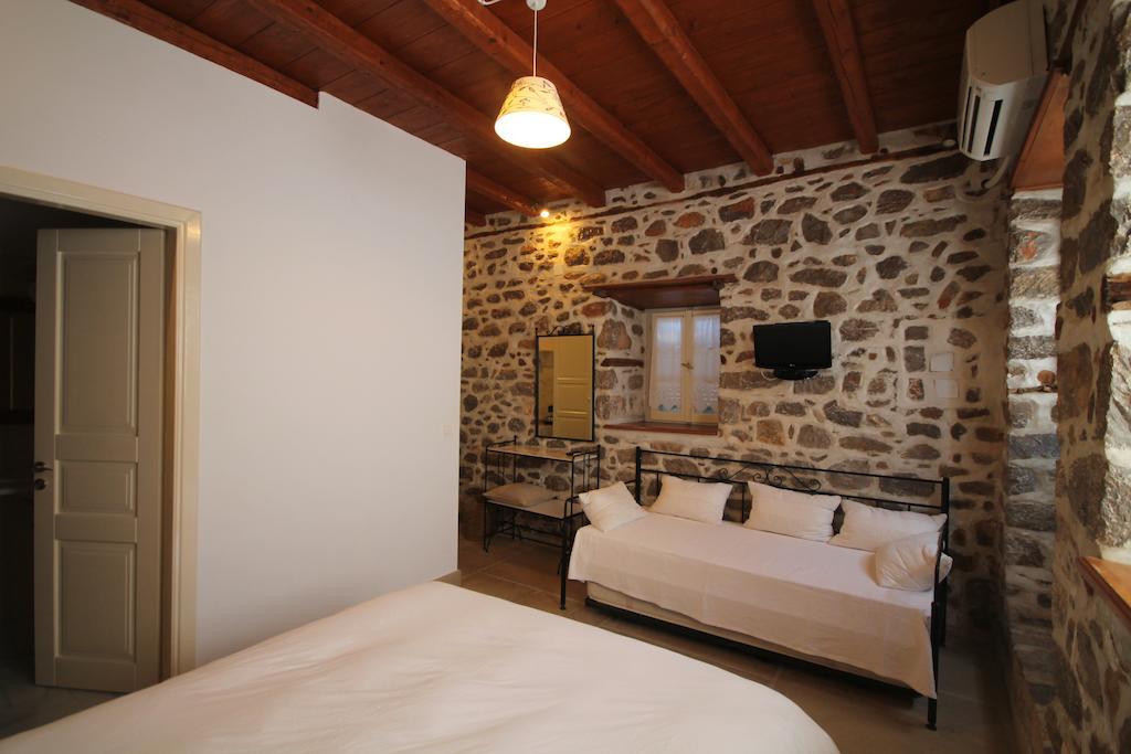 הידרה Guesthouse Alexandra מראה חיצוני תמונה