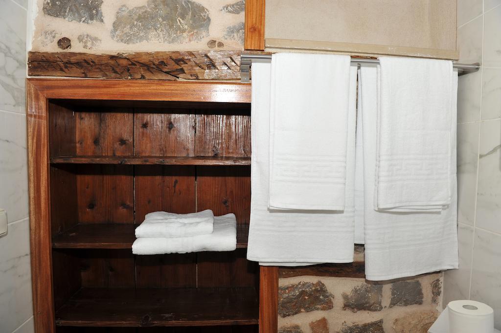 הידרה Guesthouse Alexandra מראה חיצוני תמונה