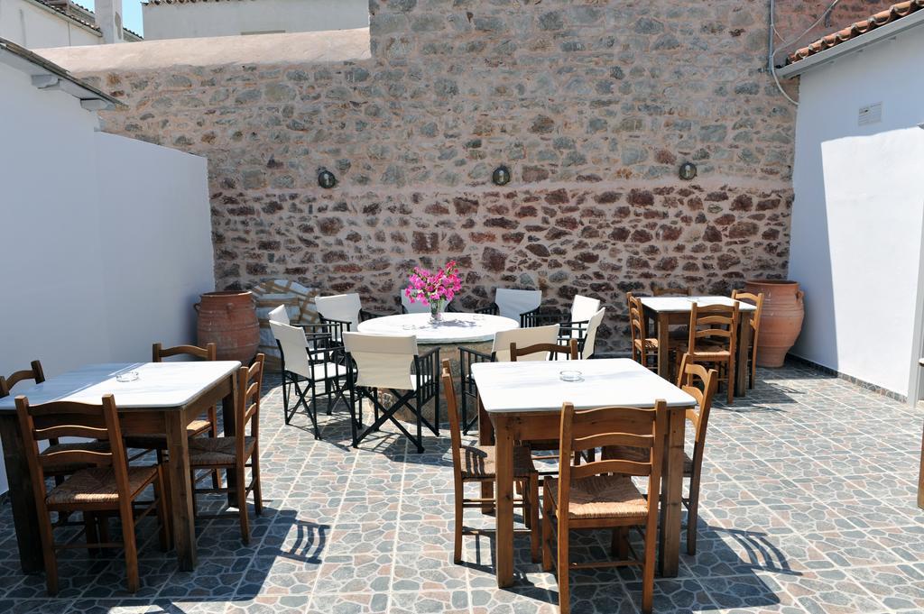 הידרה Guesthouse Alexandra מראה חיצוני תמונה
